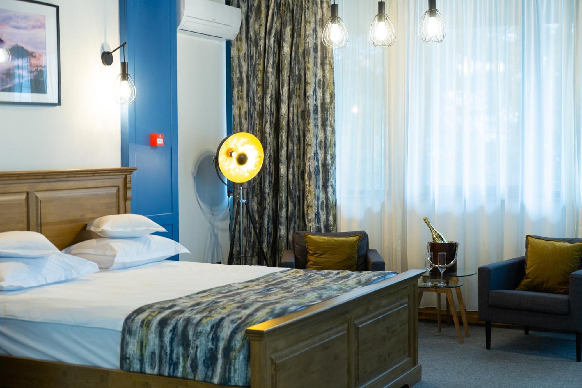 Kaban Boutique - 5Star Central Villa In Vatra Dornei Eksteriør billede