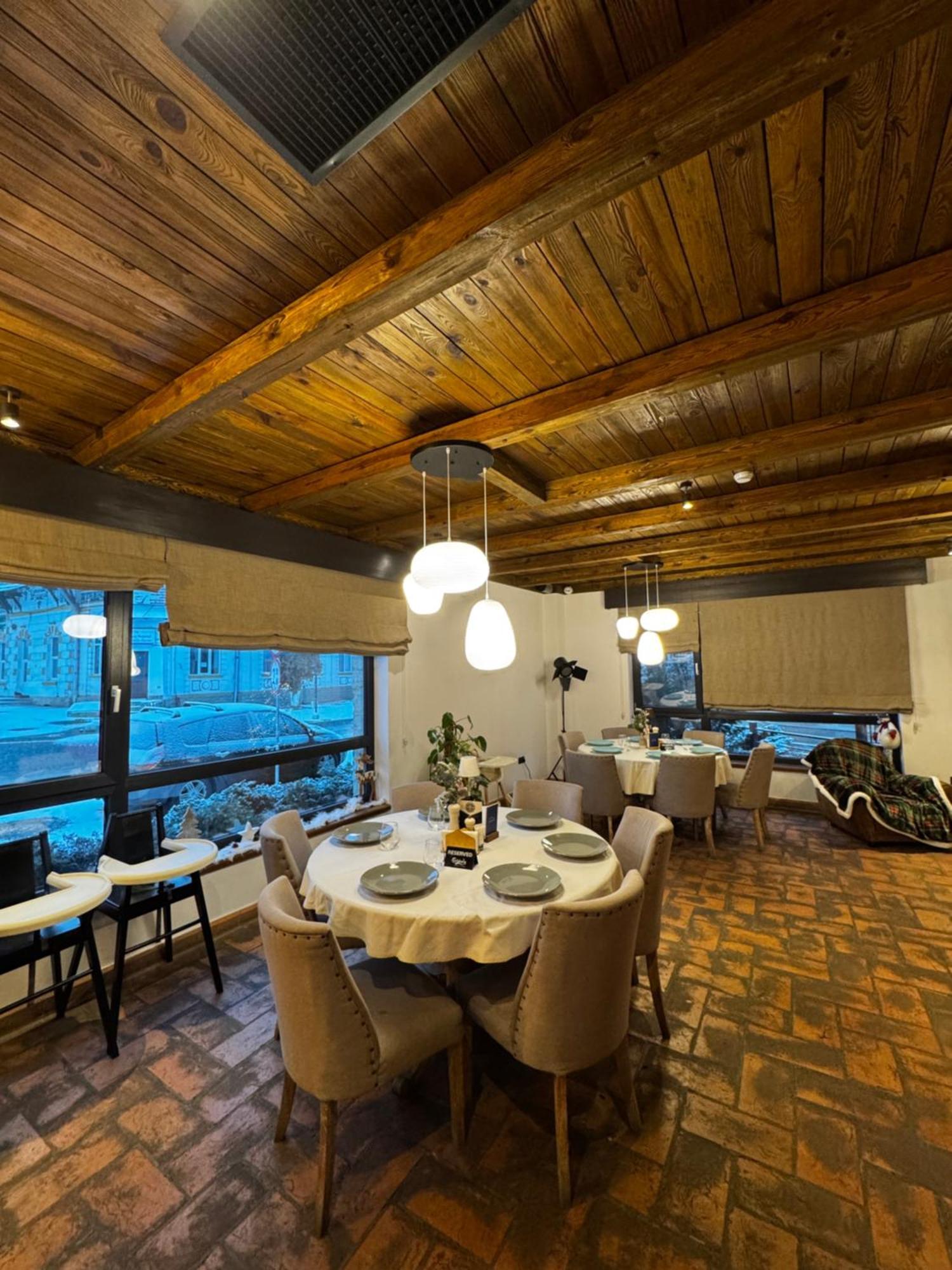 Kaban Boutique - 5Star Central Villa In Vatra Dornei Eksteriør billede