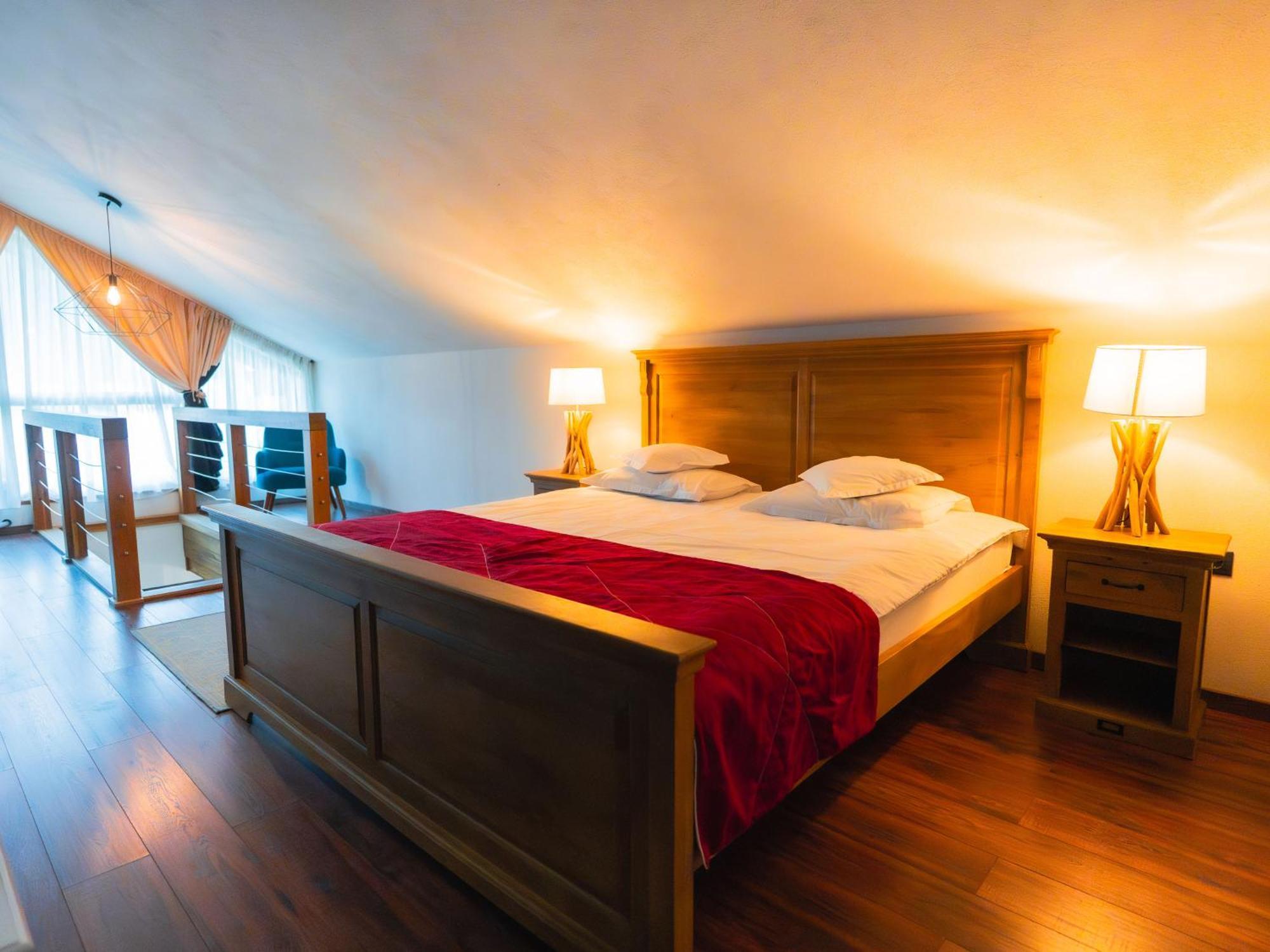 Kaban Boutique - 5Star Central Villa In Vatra Dornei Eksteriør billede